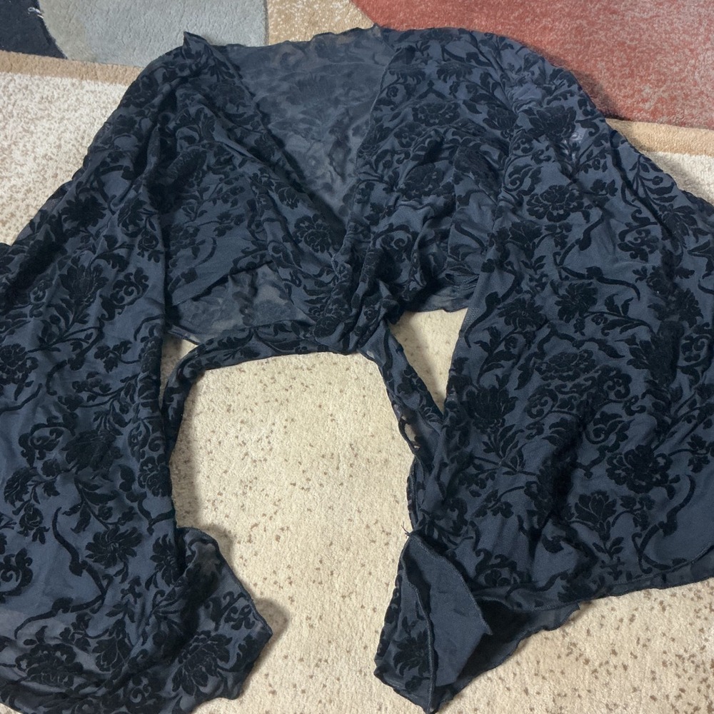 Romwe‎ Whimsigoth Burnout Velvet Floral Sheer Mesh Tie Front Bell Sleeve Top L - Picture 3 of 8